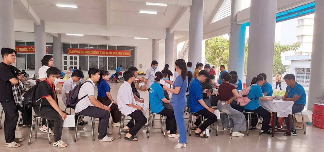 tin 24.3a - Copy.jpg