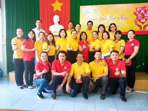 2019-nhunggiotmauhong-012882019.jpg
