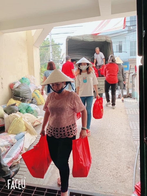 200 phần quà a.jpg