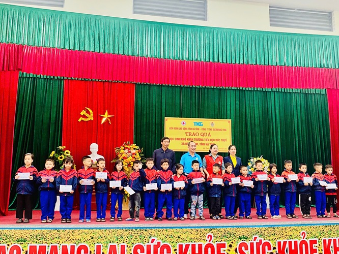 tin học bồng.jpg