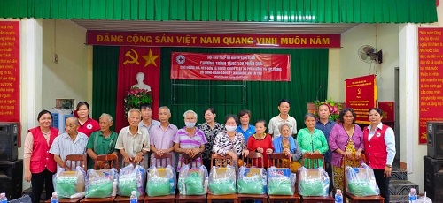 Tin Nữ cán bộ.jpg